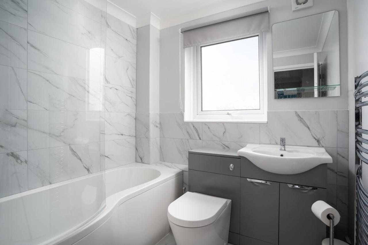 Large Newly Refurbished Modern House, Part Sea Views, South Facing Garden, Parking Penzance