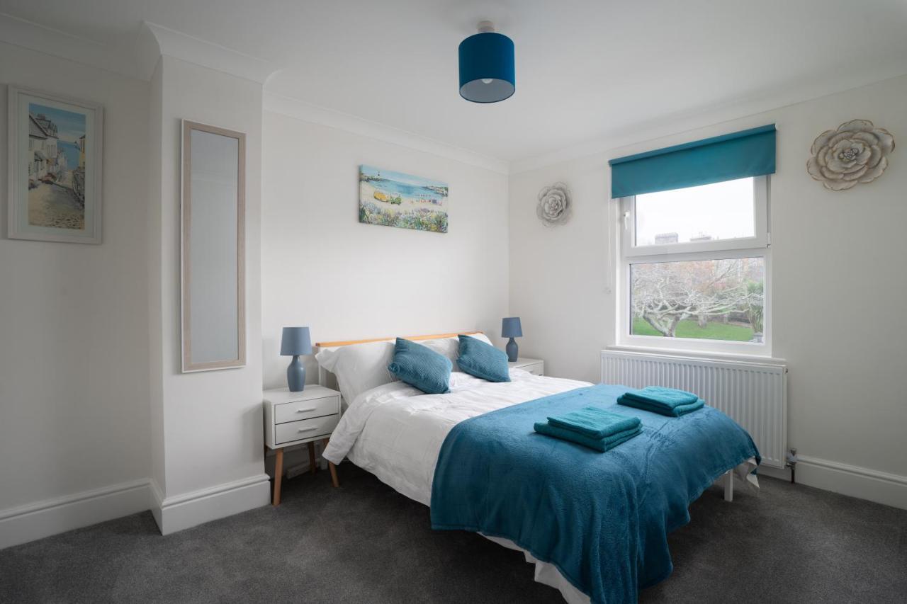 Large Newly Refurbished Modern House, Part Sea Views, South Facing Garden, Parking